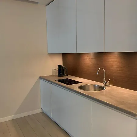 Platinum Towers Red Star Apart Apartment