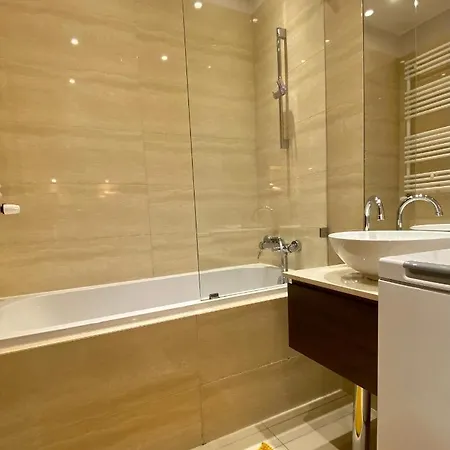 Platinum Towers Red Star Apart Apartment